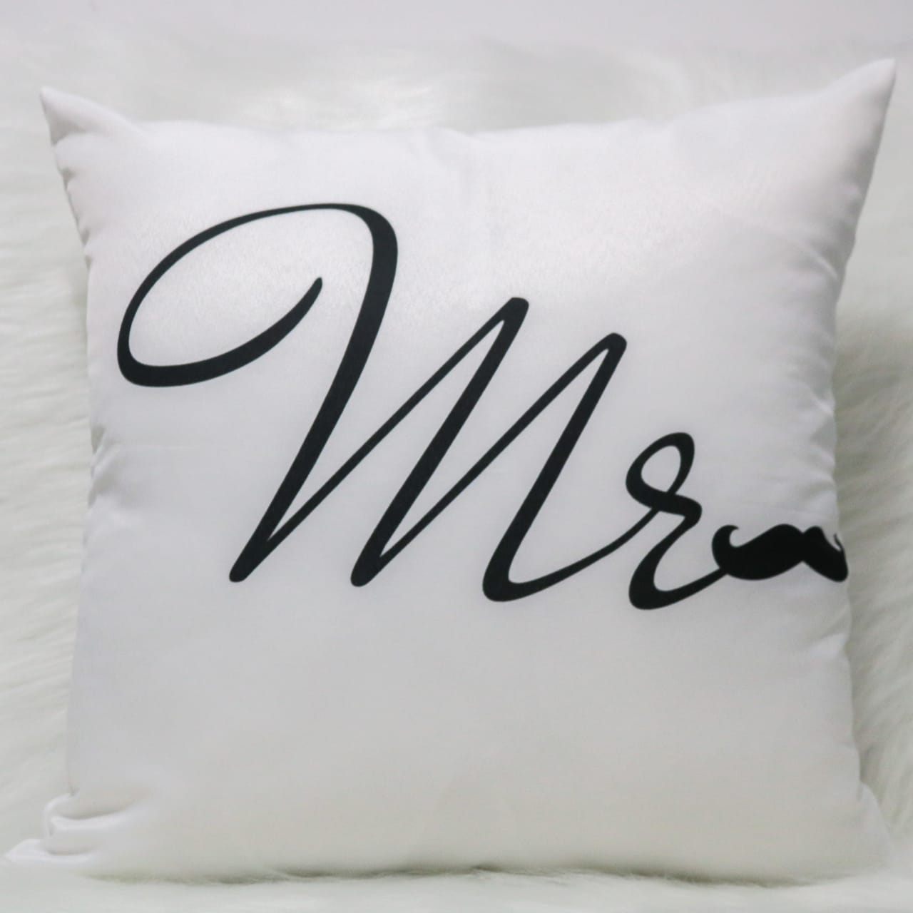 Capa Almofada 45x45cm - Mr - Preta/Branca