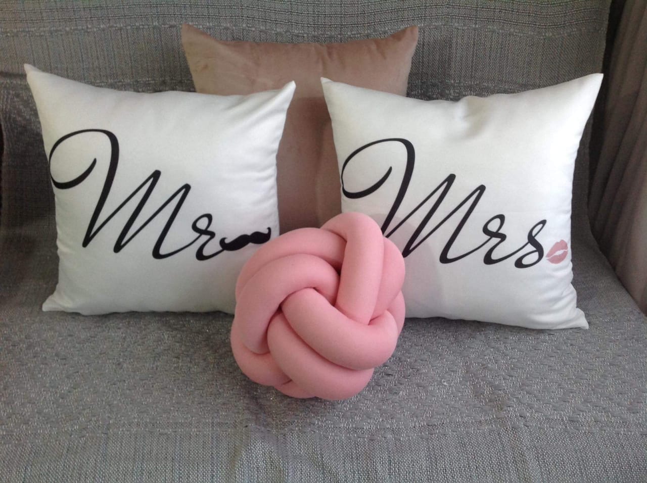 Capa Almofada 45x45cm - Mrs - Preta/Branca - Image 2