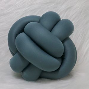 Almofada em Nó- Circunferência 82cm - Cinza Escuro