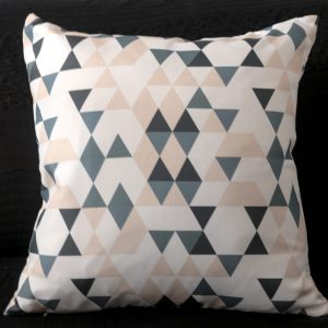 Capa Almofada 45x45cm - Triângulo - Rosa Claro/Preto/Cinza